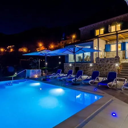 Blue By Guide Villa *