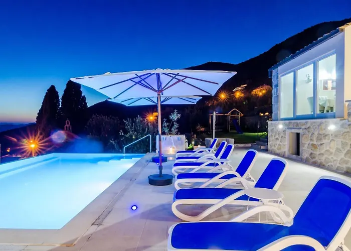 Blue By Guide Villa *