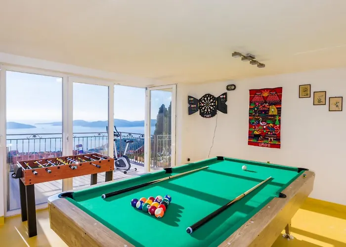 Blue By Guide Villa *