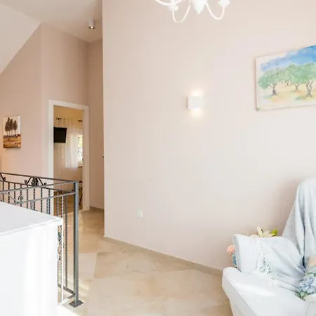 Villa Blue By Guide *